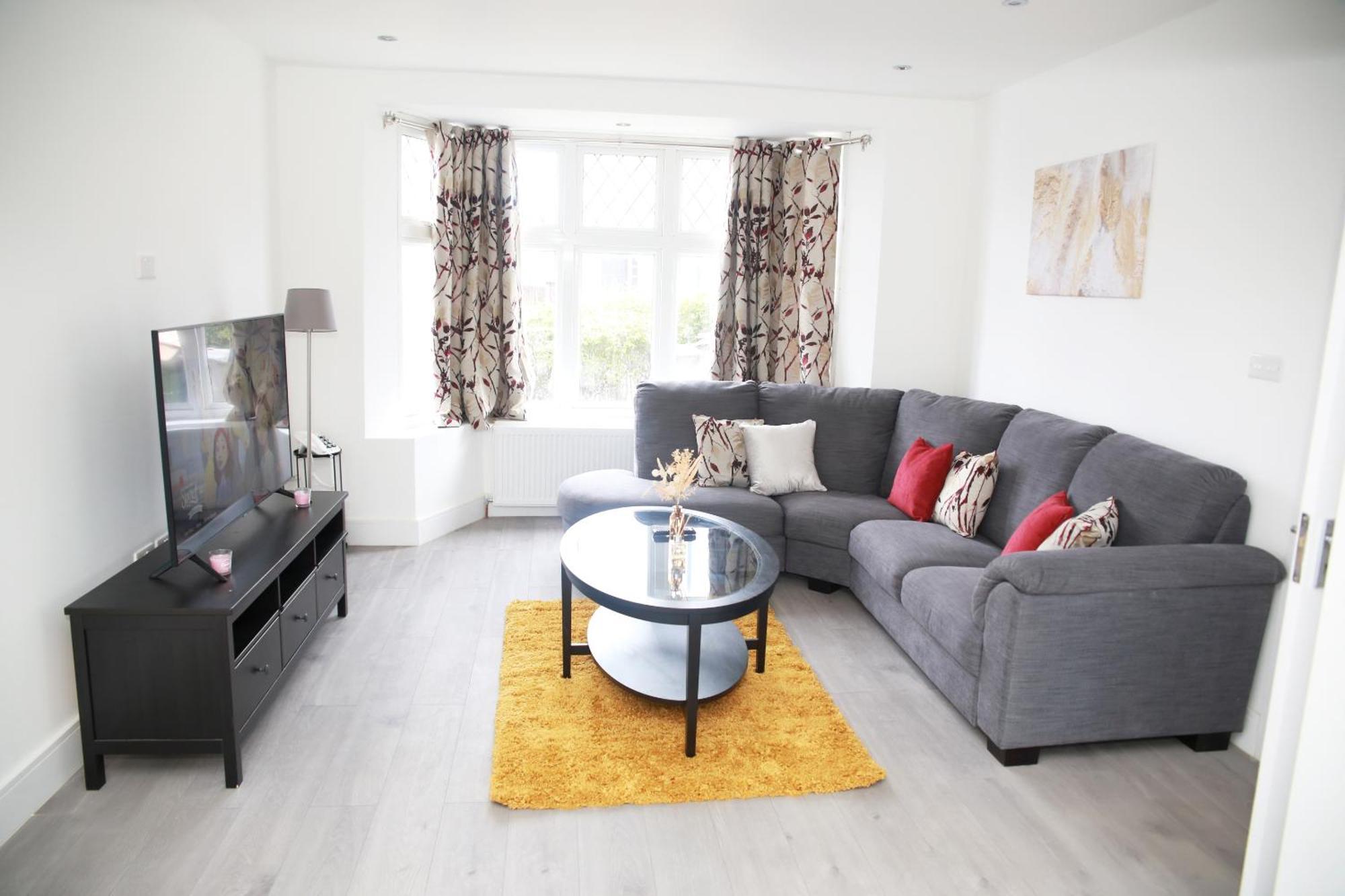 Deluxe 4 Bedroom House The Hyde Экстерьер фото